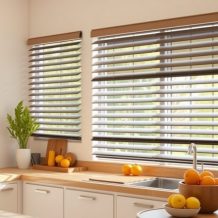 Żaluzje aluminiowe do kuchni: praktyczne dopasowanie, montaż i codzienna wygoda użytkowania